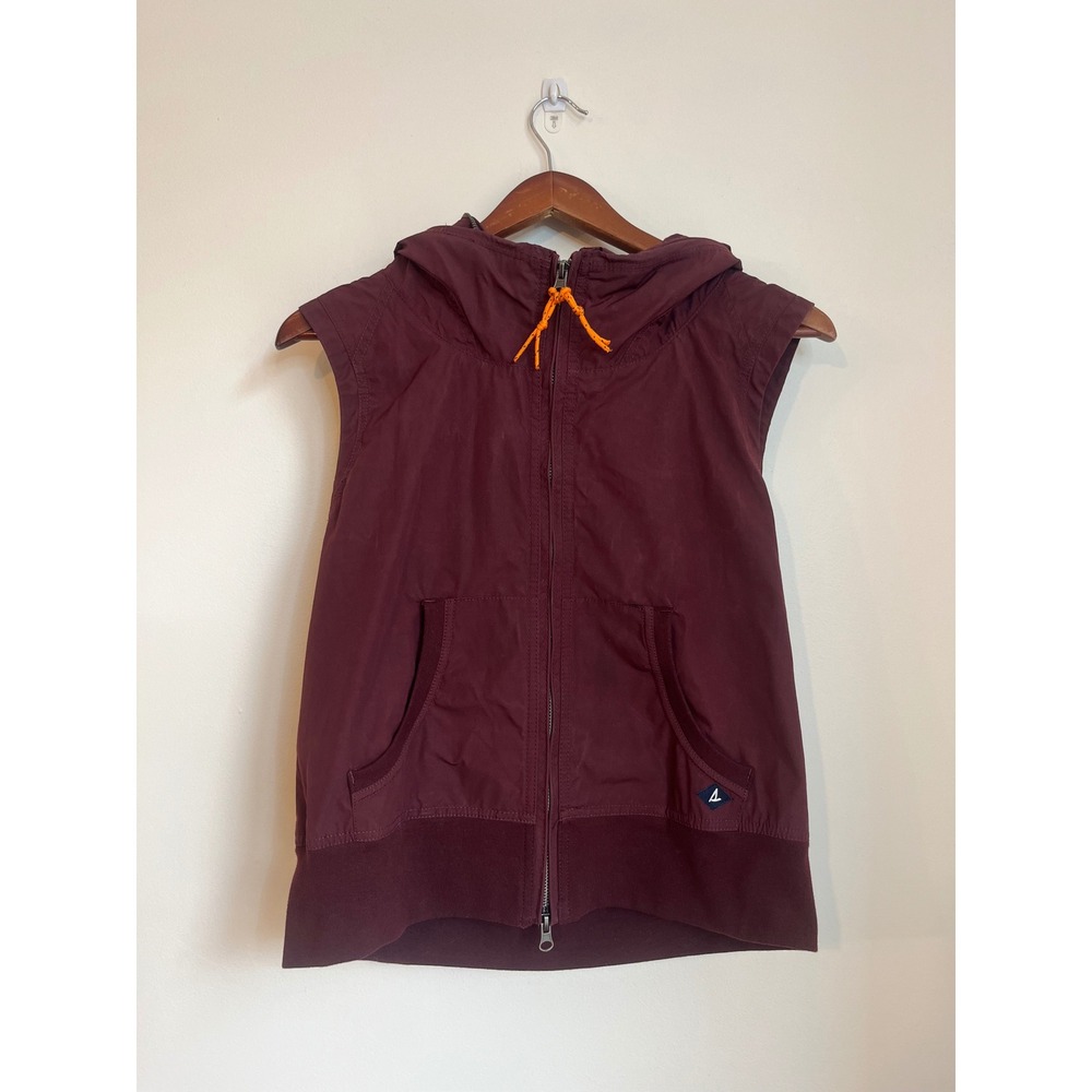 Sperry Hideaway Hoodie Utility Vest Burgundy Women Size S NWT Travel Beach Boat
